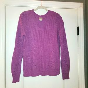 LILAC V-NECK SWEATER
